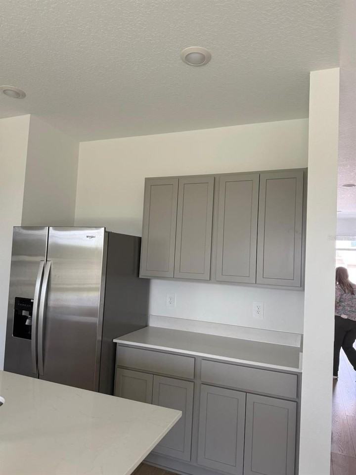 2582 Olympic Ct - Photo 3 of 23