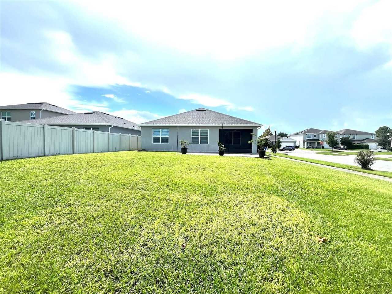 5255 Bracks Landing Dr - Photo 5 of 27