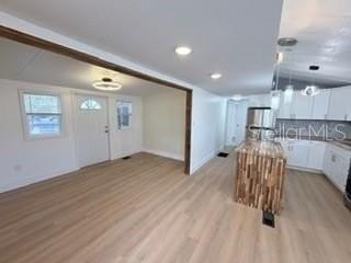 1370 Shipwreck Ln - Photo 2 of 9