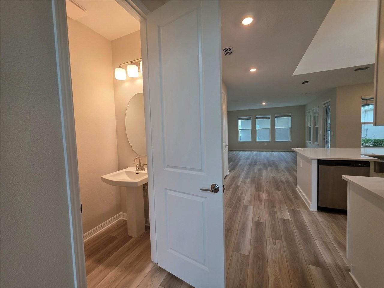 5156 Dominion Aly - Photo 6 of 31