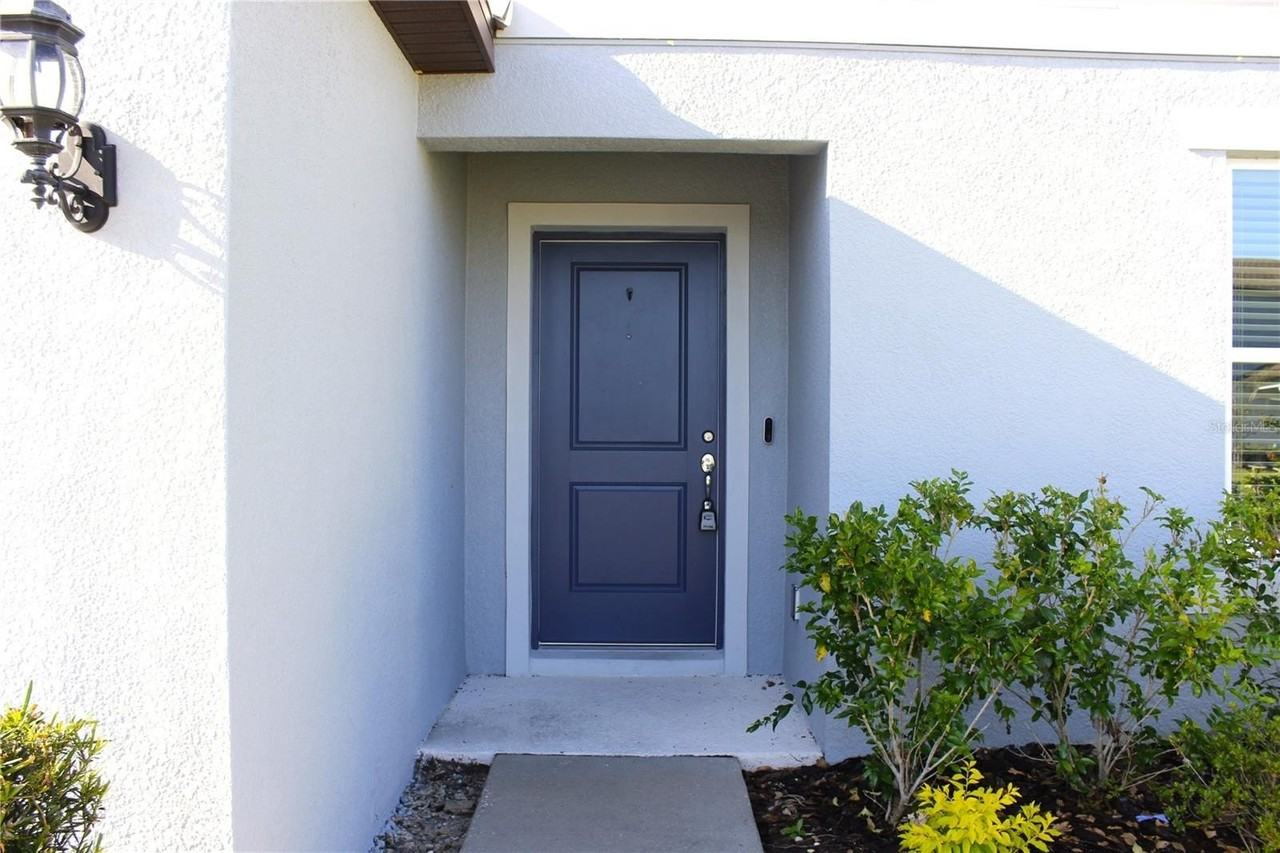 30600 Thunderbird Dr - Photo 3 of 42