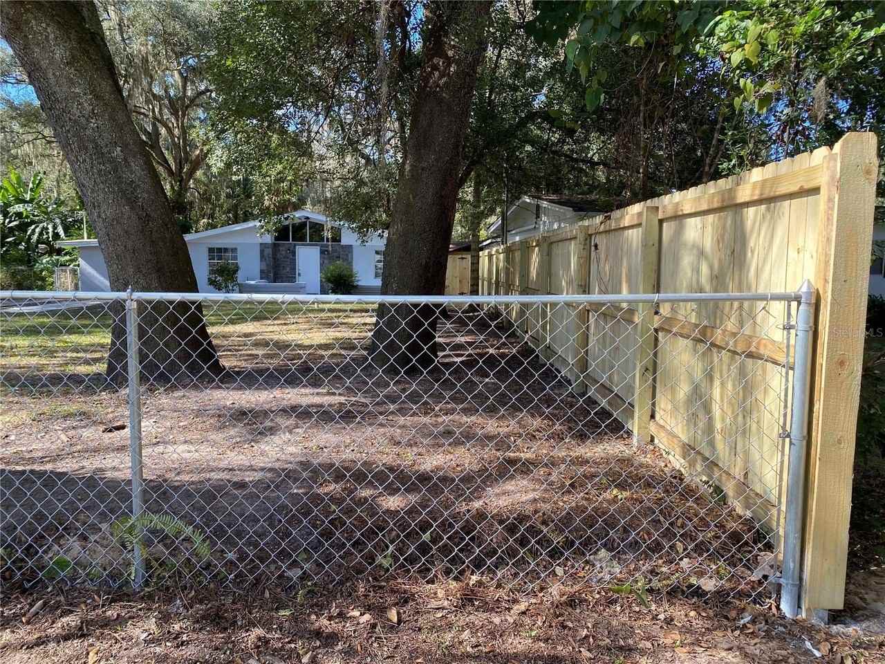 4409 Plum St - Photo 3 of 50