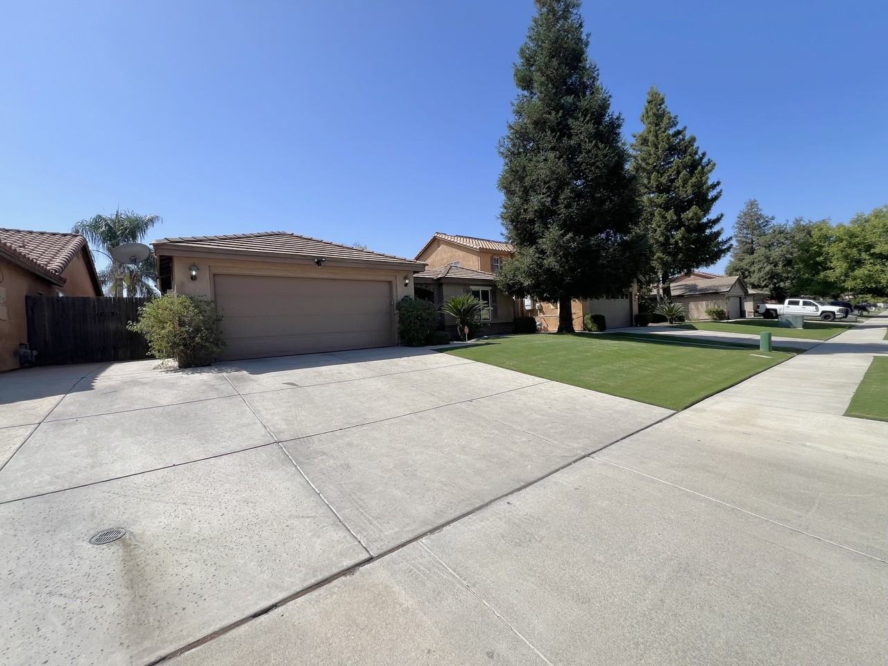 12115 Fairburn Way #1 - Photo 3 of 28