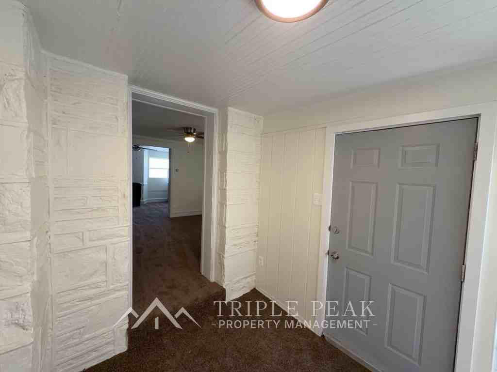 417 Croyden Rd #1 - Photo 4 of 16