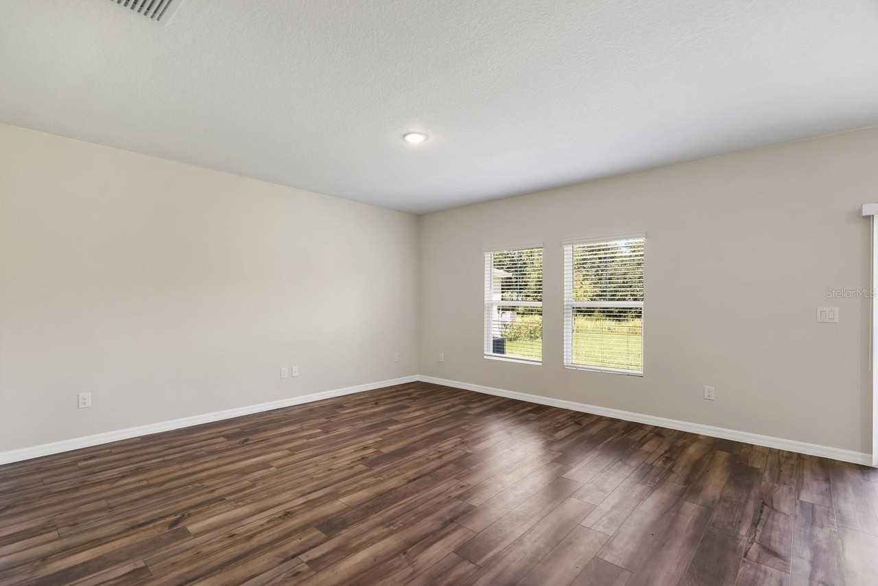 13034 Wellspring Dr - Photo 2 of 24