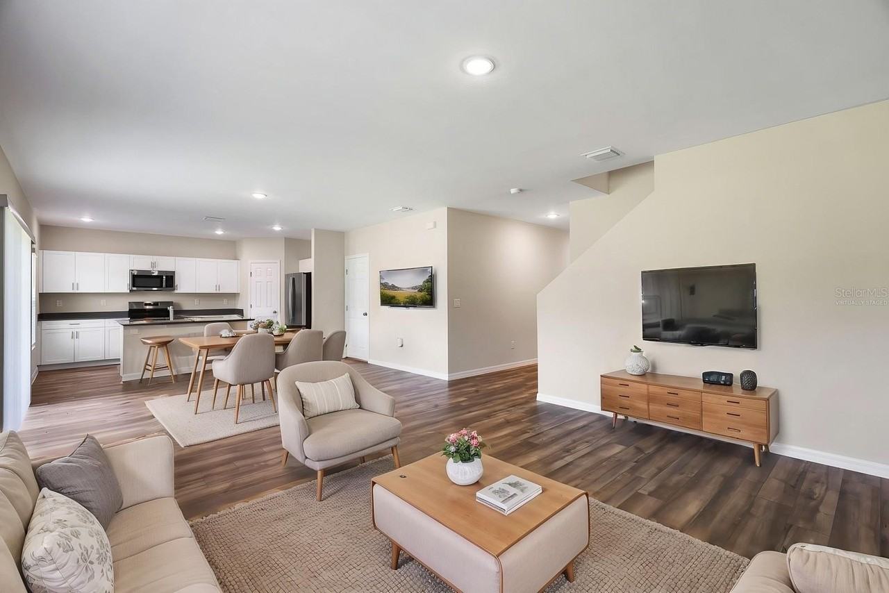 13034 Wellspring Dr - Photo 6 of 24
