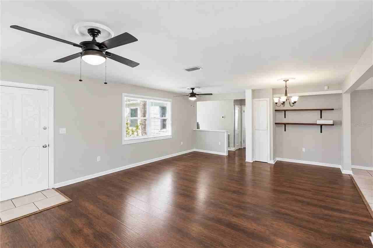 1517 W River Shore Way - Photo 4 of 21