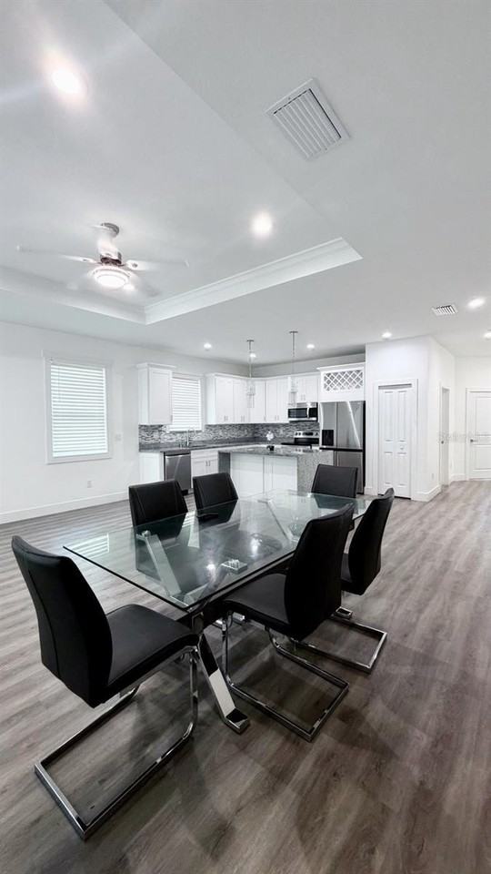 1409 W Wood St - Photo 7 of 29
