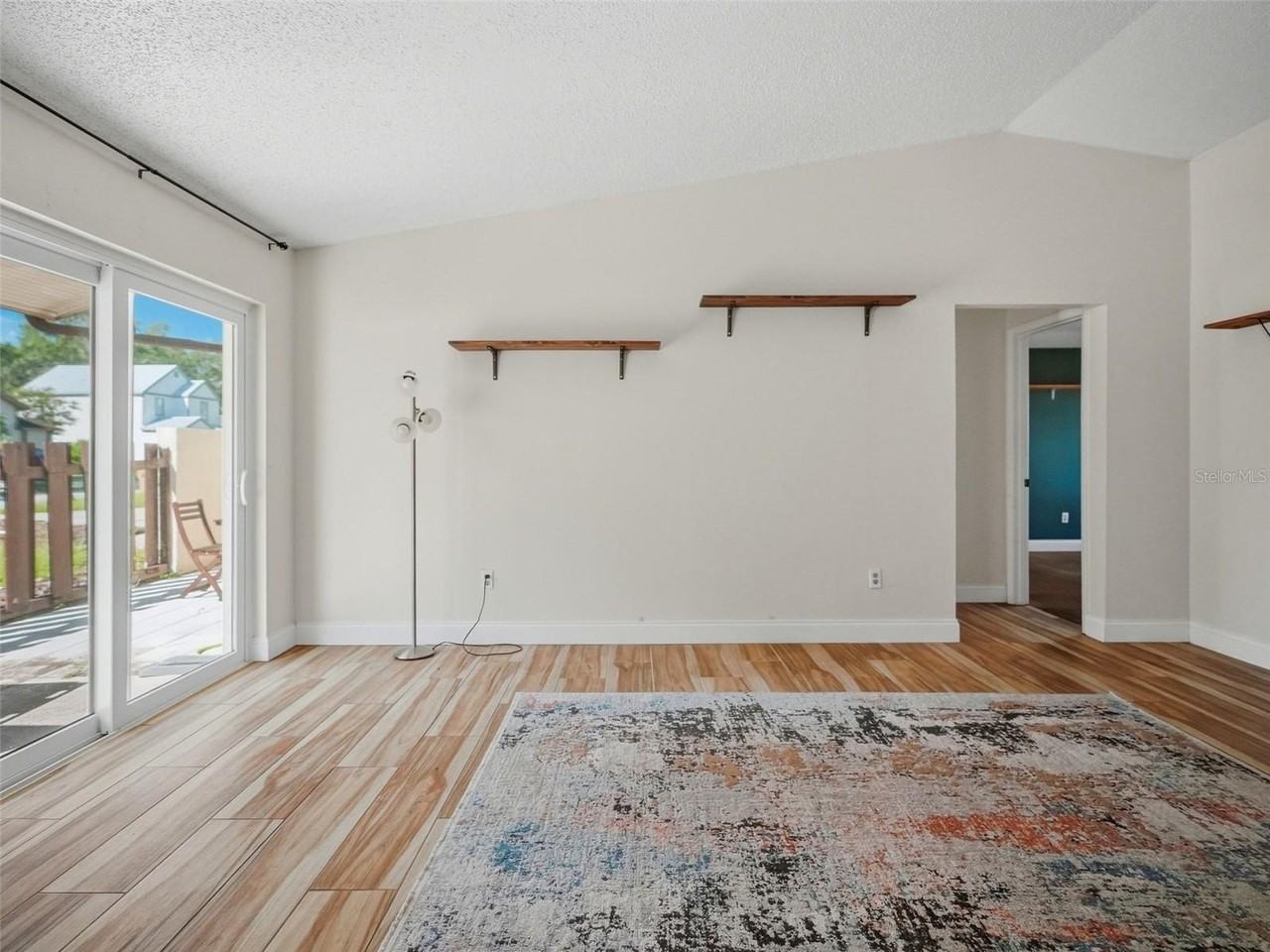 7708 Sumter Ct - Photo 6 of 29