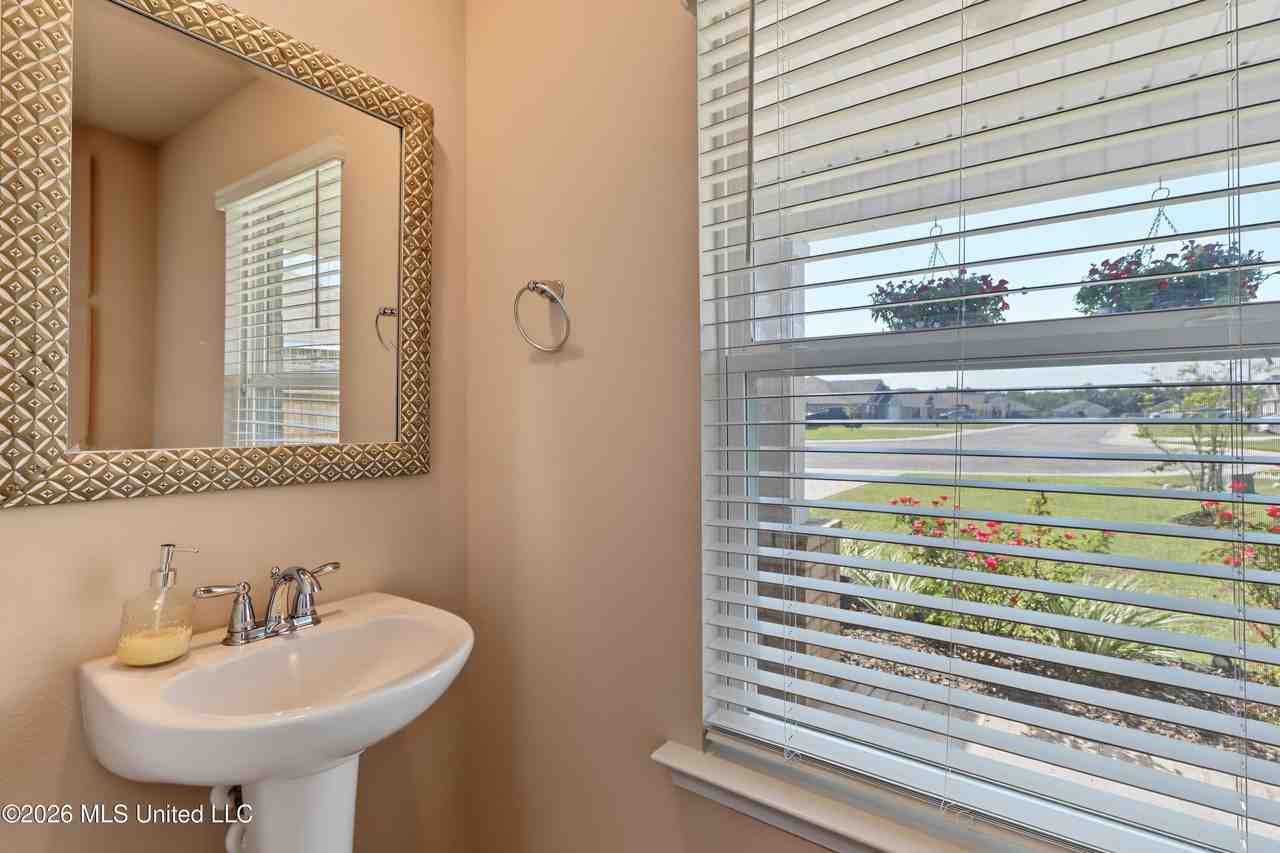 9337 Lexi Ln - Photo 3 of 27