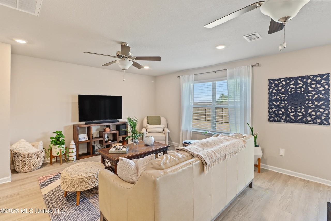 9337 Lexi Ln - Photo 6 of 27