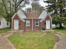 1462 N Gladstone Ave - Photo 1 of 1
