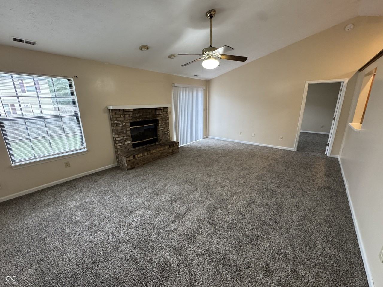 4012 Jason Ave - Photo 5 of 20