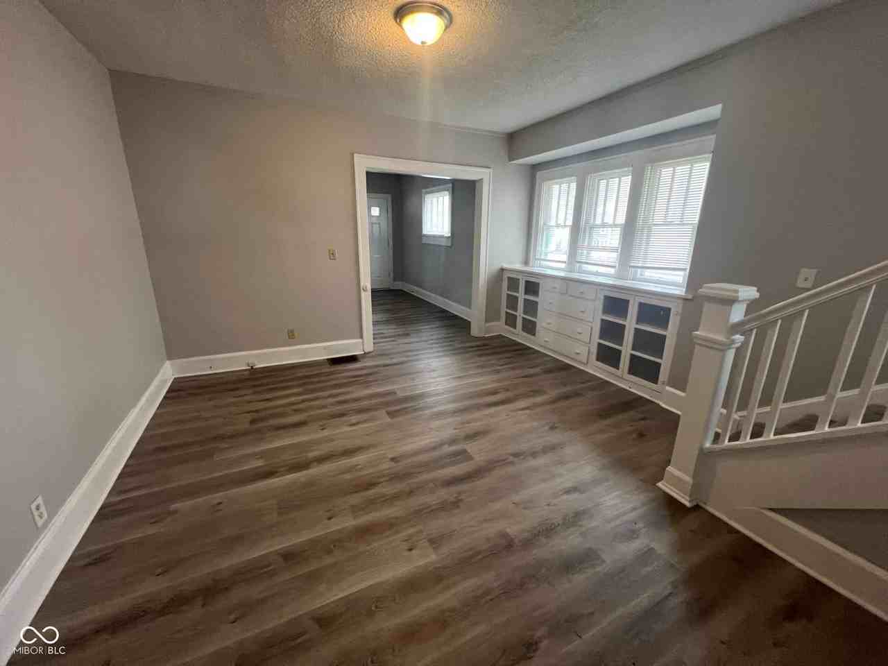 3948 Boulevard Pl - Photo 5 of 21