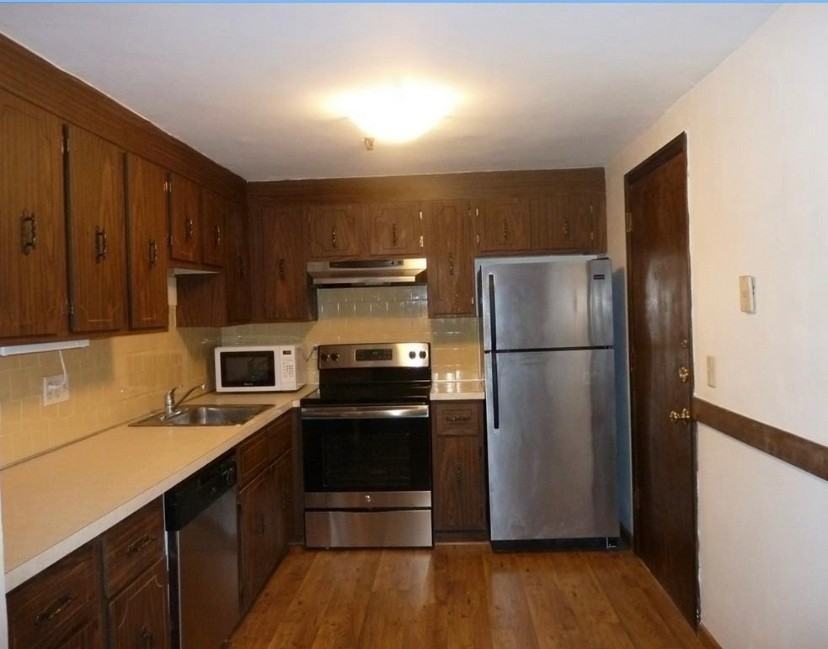 42 Swanson Ct #23A - Photo 3 of 13