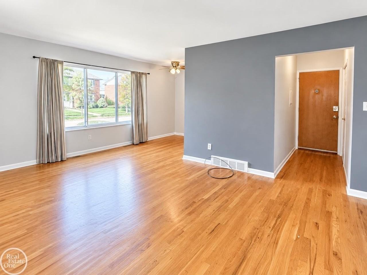 4840 Briarwood Ave #2 - Photo 6 of 11