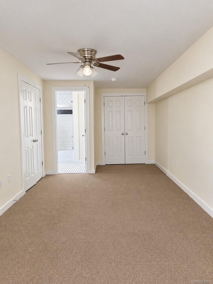 231 Reynolds Rd #11 - Photo 4 of 15