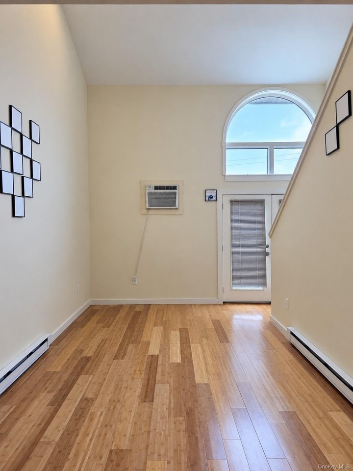 231 Reynolds Rd #11 - Photo 7 of 15