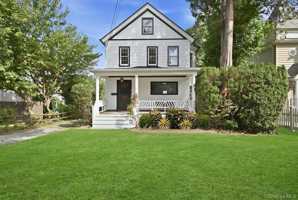 featured image of 42 Chestnut St