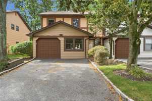 featured image of 28 Hampton Ct