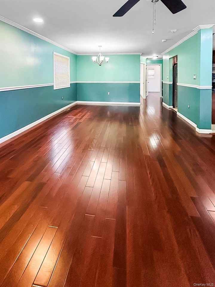 14548 180th St - Photo 2 of 13