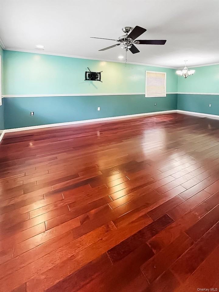 14548 180th St - Photo 3 of 13