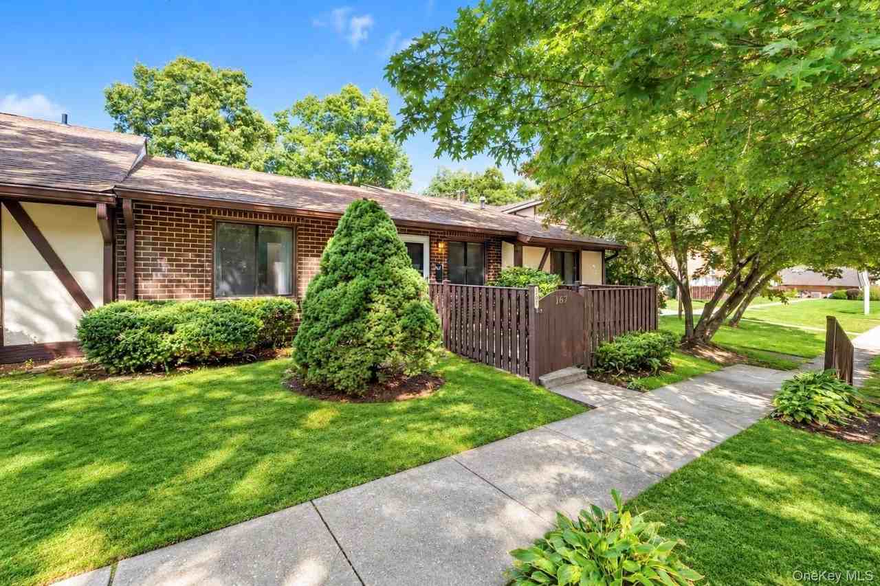 167 Cambridge Dr - Photo 3 of 28