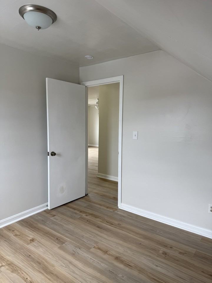 105 George St #3 - Photo 6 of 9