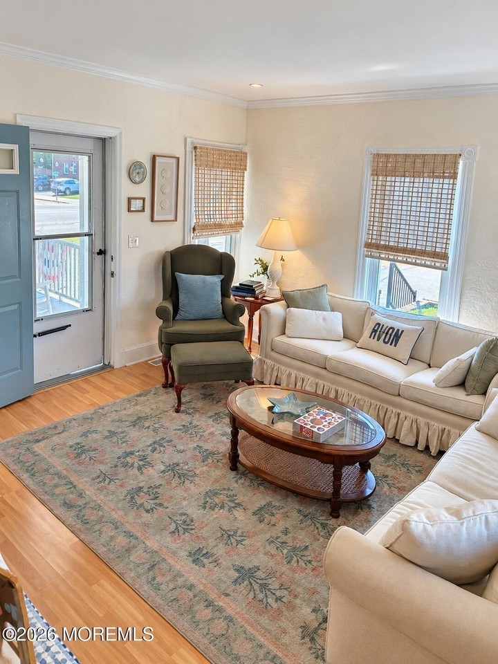 601 Main St - Photo 5 of 22