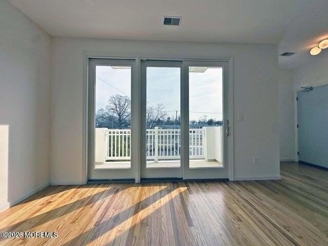 865 Arnold Ave #8 - Photo 4 of 10