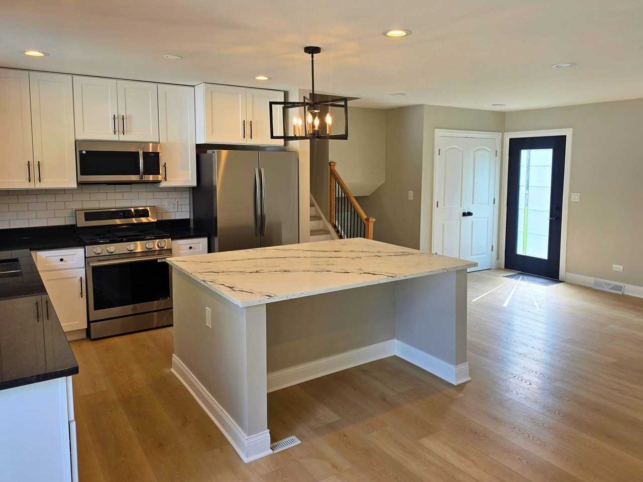 515 N La Londe Ave - Photo 4 of 18