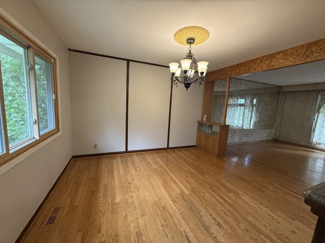613 Newberry Dr - Photo 4 of 20