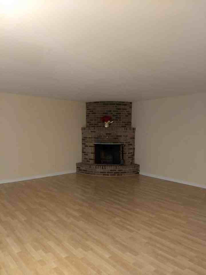 330 E Forest Knoll Dr - Photo 6 of 13