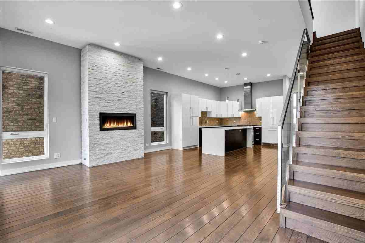 1821 W Armitage Ave #3W - Photo 2 of 28