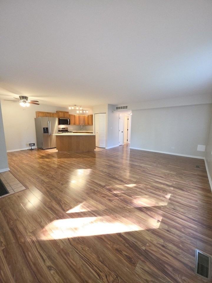 426 S 4th St #1 - Photo 6 of 17