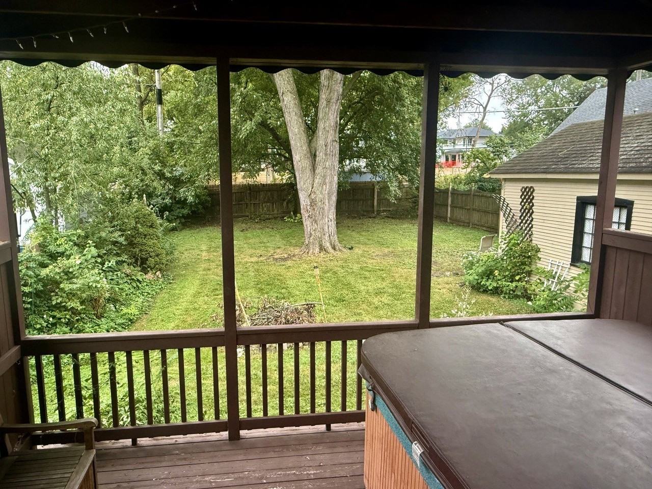 921 Chicago Ave - Photo 3 of 19