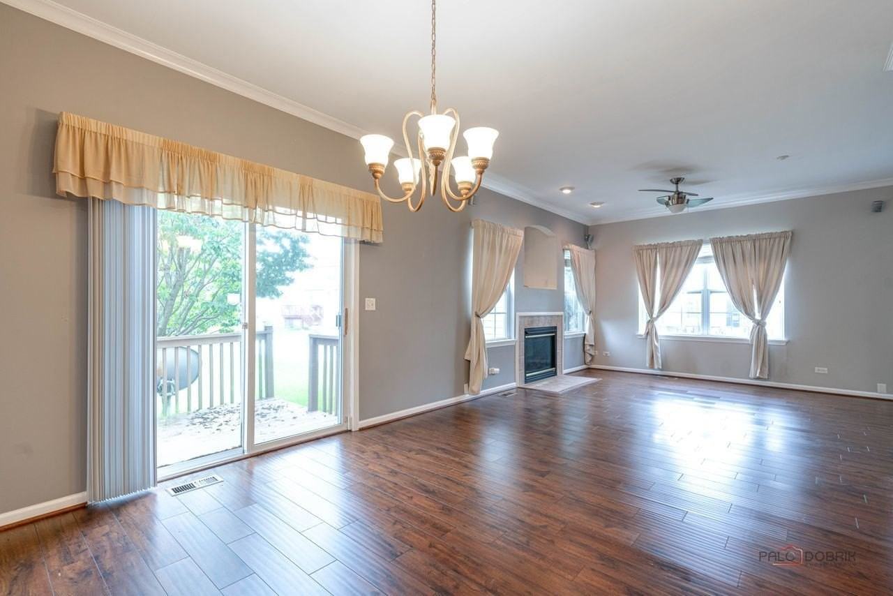 1880 Maureen Dr #1880 - Photo 5 of 32