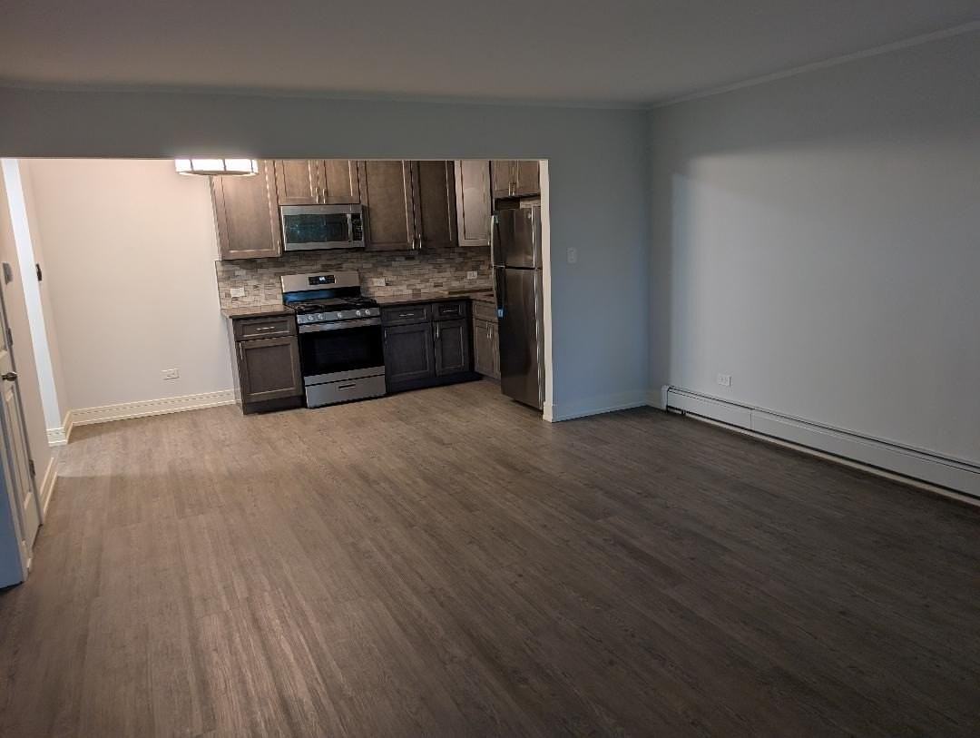 7840 W 103rd St #8 - Photo 3 of 9