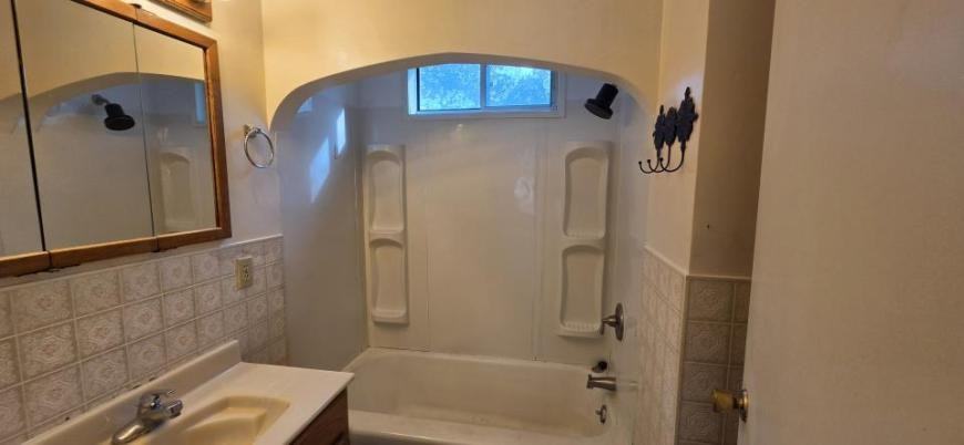 1128 Princeton Ave - Photo 5 of 10