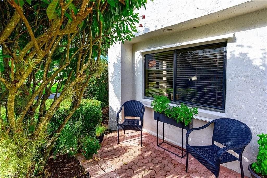 524 Beachwalk Cir - Photo 4 of 34