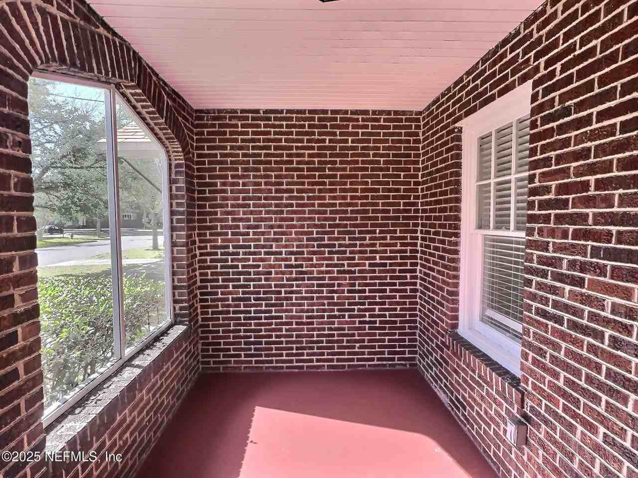 2251 Post St - Photo 2 of 27