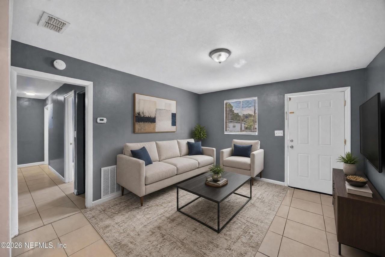 6745 Jack Horner Ln - Photo 2 of 31