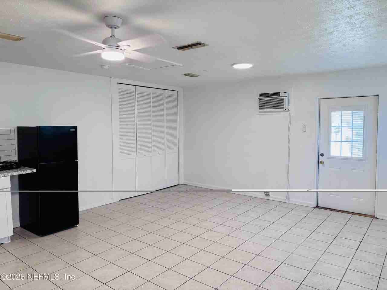 8774 Country Creek Blvd - Photo 3 of 8