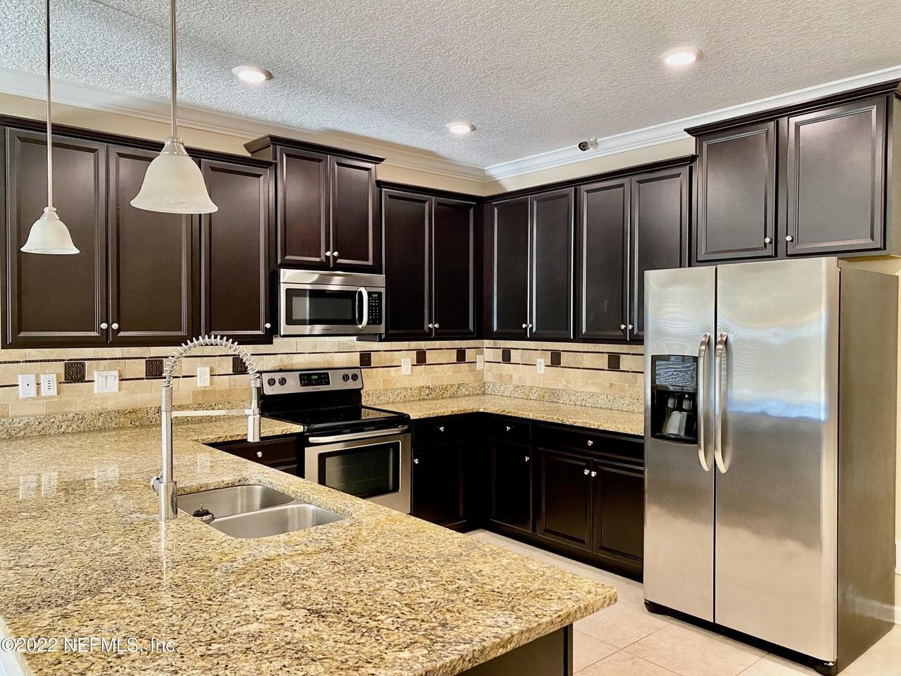 1337 Tripper Dr - Photo 3 of 14