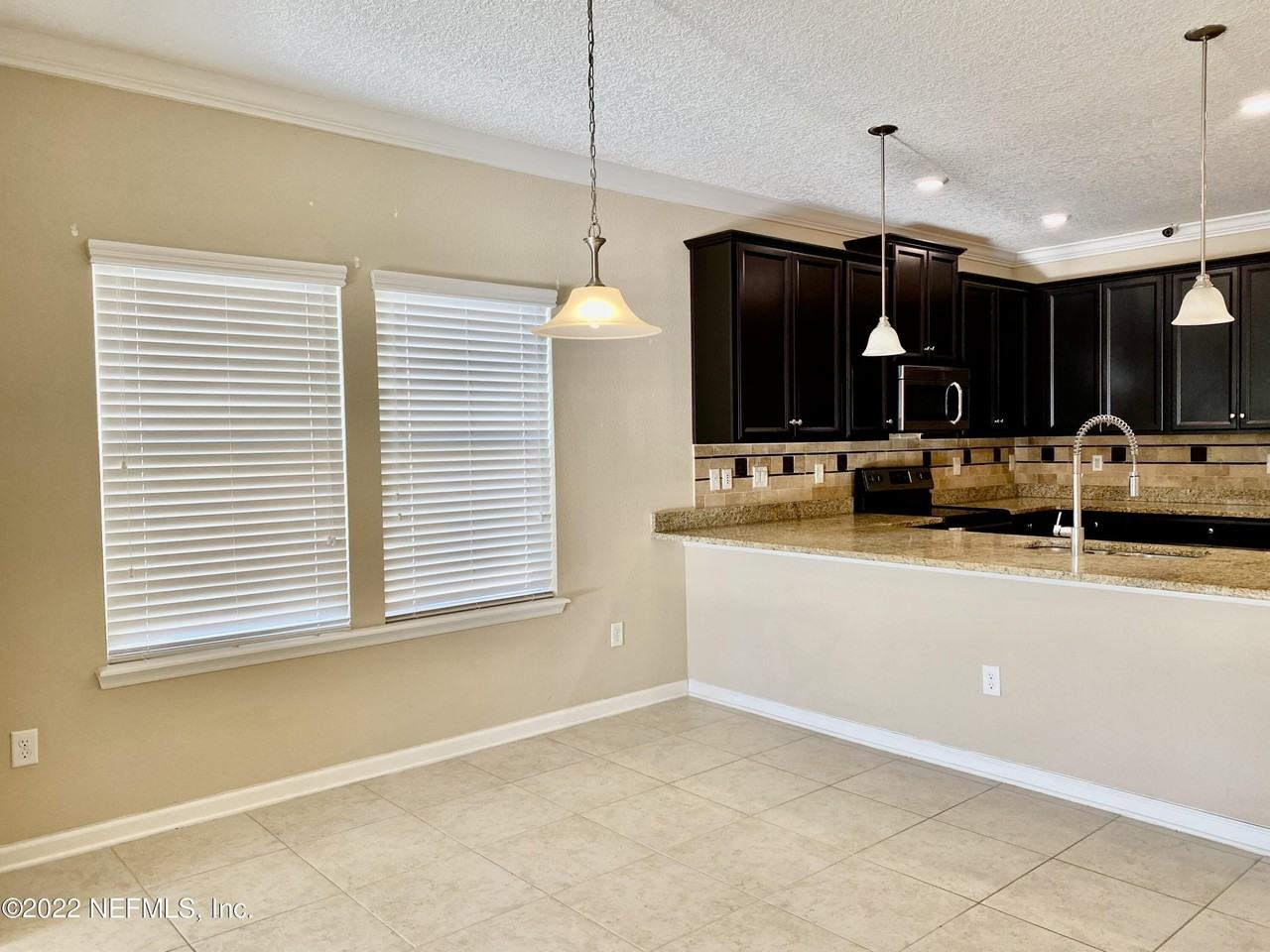 1337 Tripper Dr - Photo 4 of 14