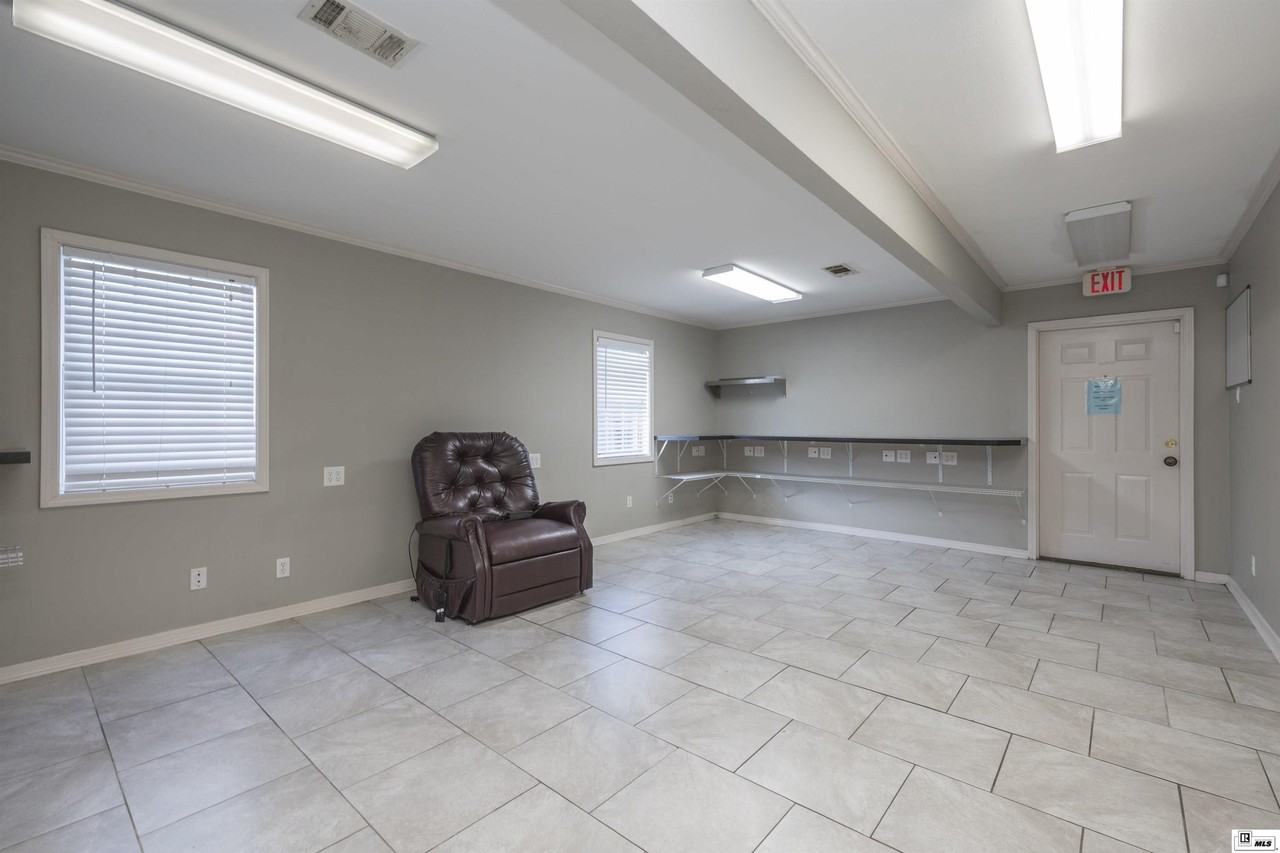 1004 N 19th St - Photo 6 of 25