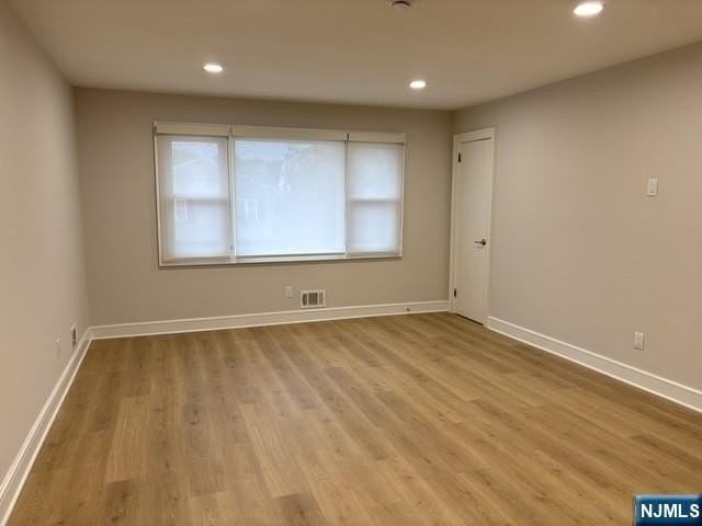 22 Bernice Pl #2 - Photo 4 of 29