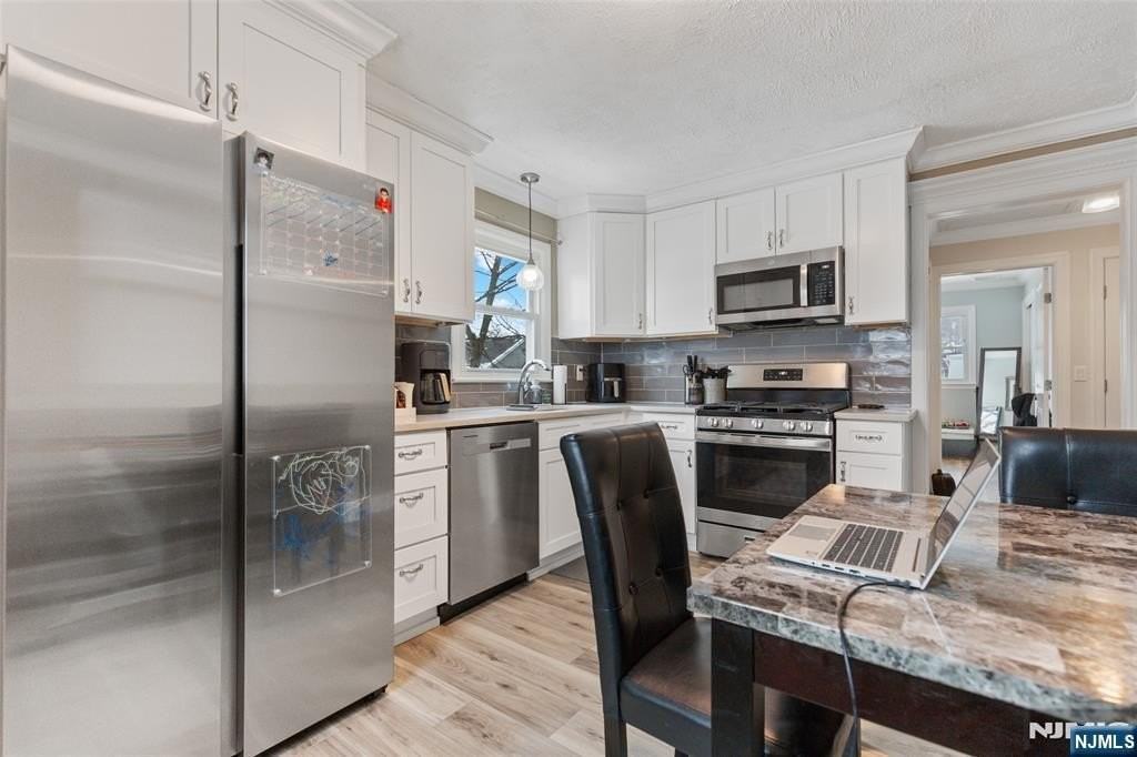 26 Genevieve Ave #2 - Photo 7 of 18