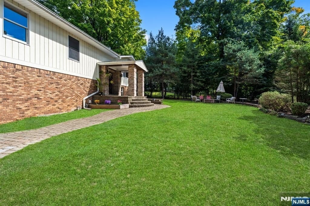 763 Closter Dock Rd - Photo 2 of 23