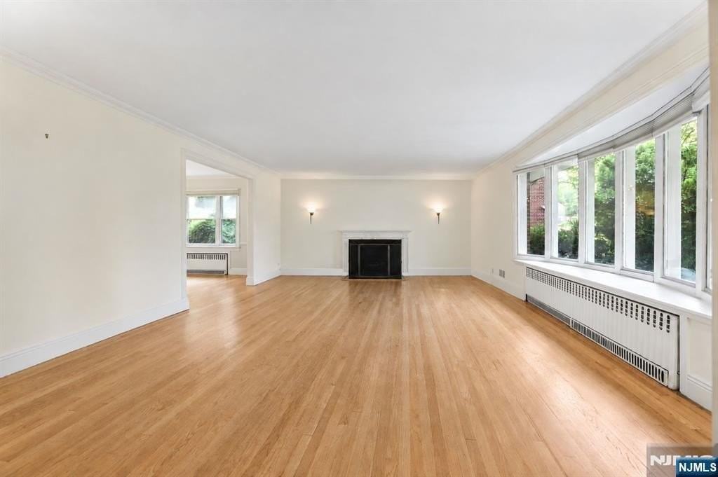 585 W Englewood Ave - Photo 5 of 16